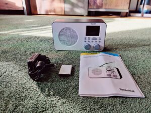 TechniSat VIOLA 2 C IR Internetradio Startbild