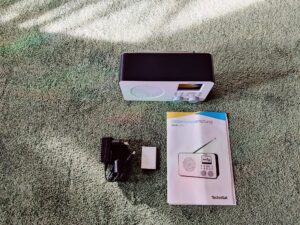 TechniSat VIOLA 2 C IR Internetradio Übersicht