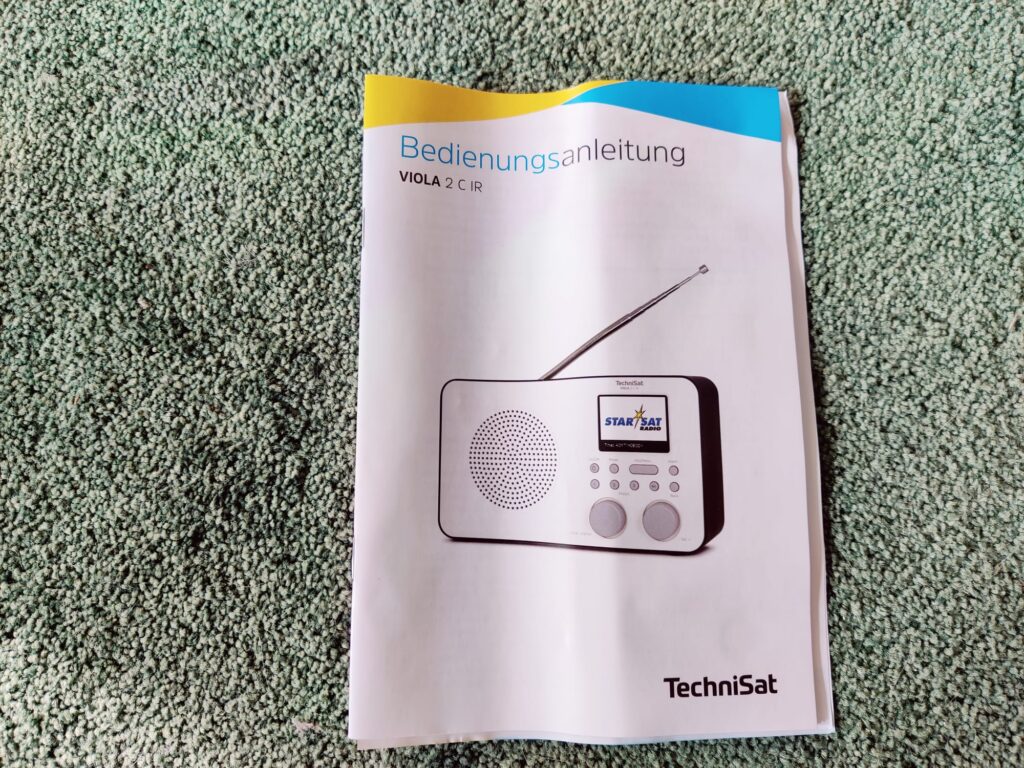TechniSat VIOLA 2 C IR Internetradio Bedienungsanleitung