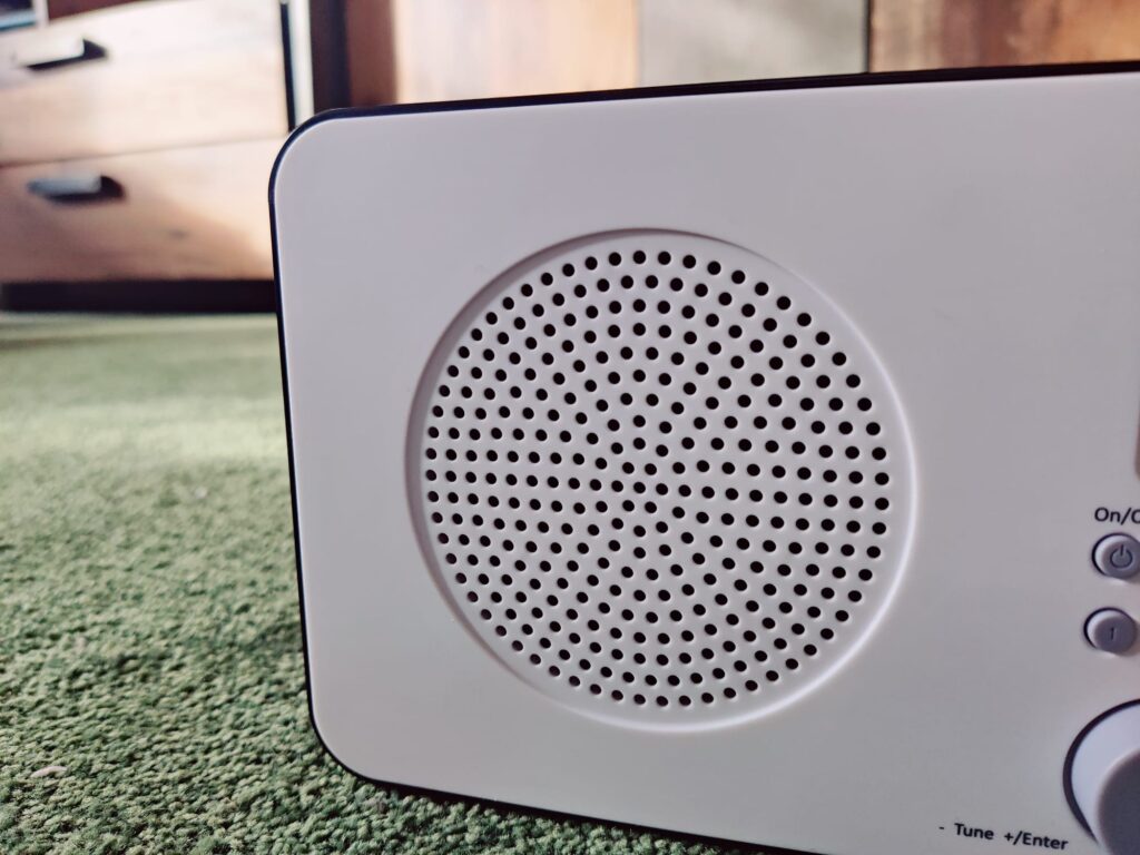 TechniSat VIOLA 2 C IR Internetradio Lautsprecher