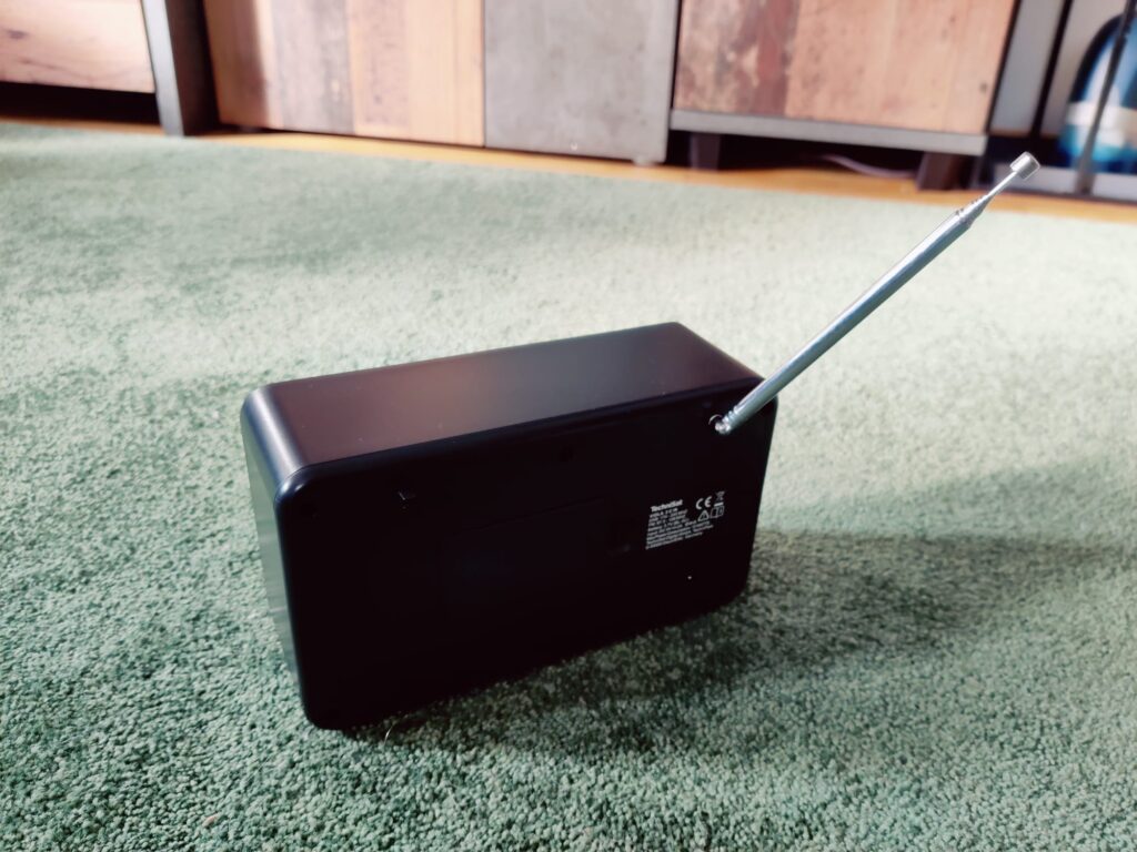 TechniSat VIOLA 2 C IR Internetradio Antenne