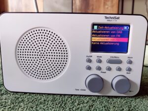 TechniSat VIOLA 2 C IR Internetradio Zeiteinstellung