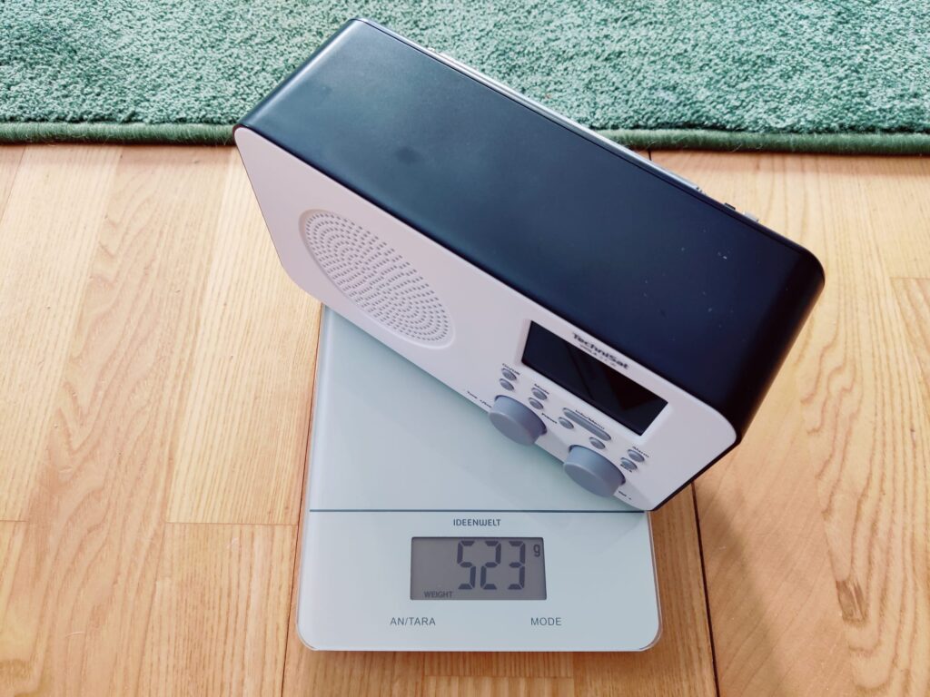 TechniSat VIOLA 2 C IR Internetradio Gewicht im Test