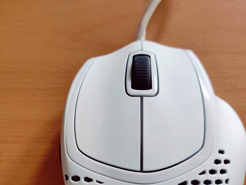 Cooler Master MM720 Gaming-Maus Primärtasten