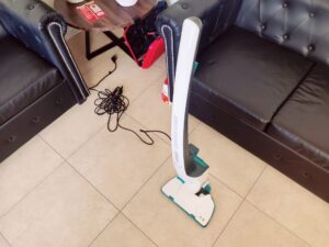 Leifheit CleanTenso Power 2.0 Dampfreiniger zusammengebaut