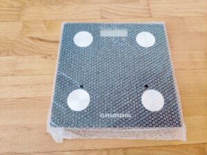 Grundig 18682 Personenwaage in Luftpolsterfolie geschützt