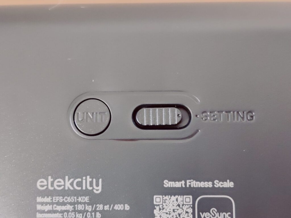 Etekcity EFS-C651-KDE Körperfettwaage UNIT-Taste