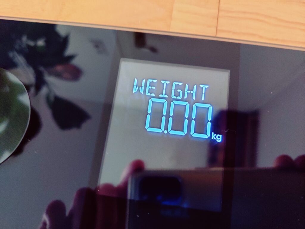 Etekcity EFS-C651-KDE Körperfettwaage Anzeige in kg