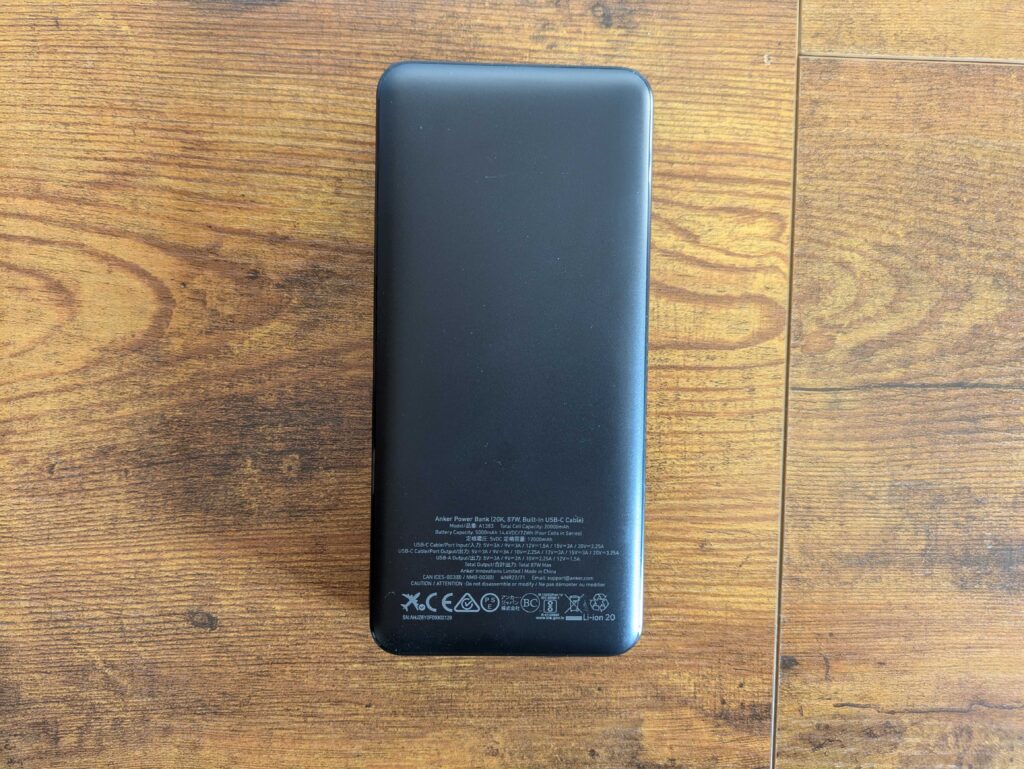 Anker A1383 Powerbank von hinten