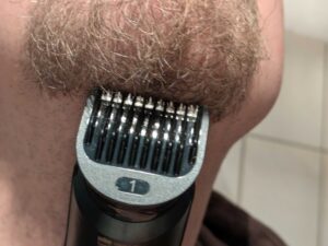 King C. Gillette Bartschneider im Einsatz (2)