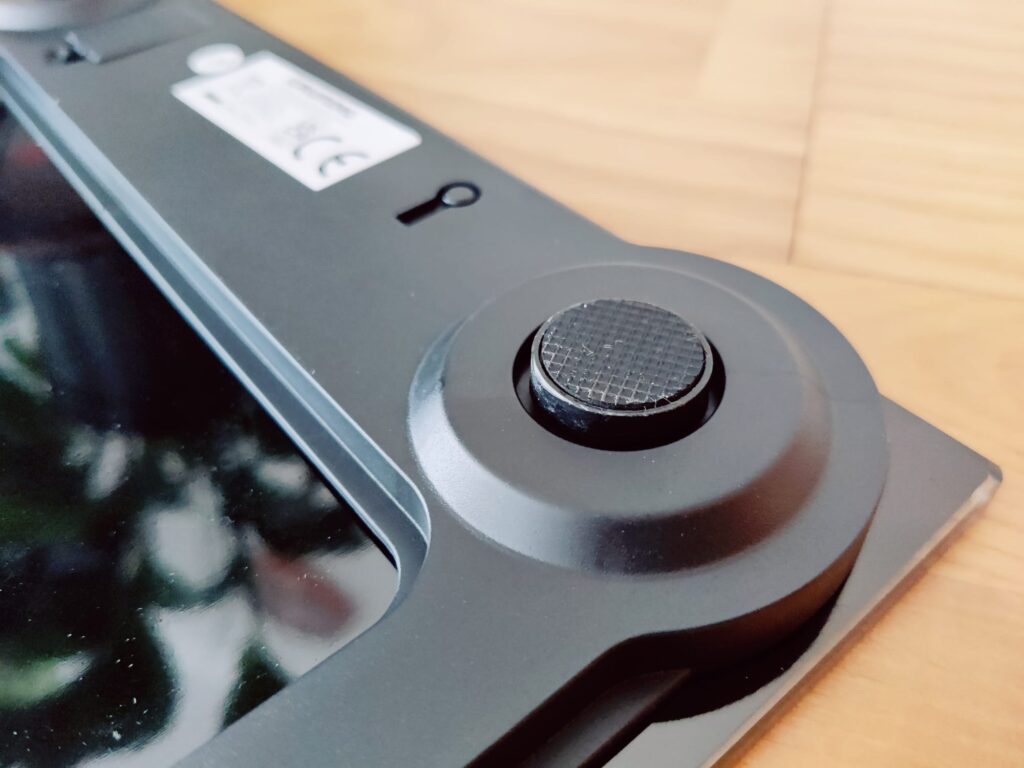 Grundig 18682 Körperfettwaage rutschfeste Standfüße