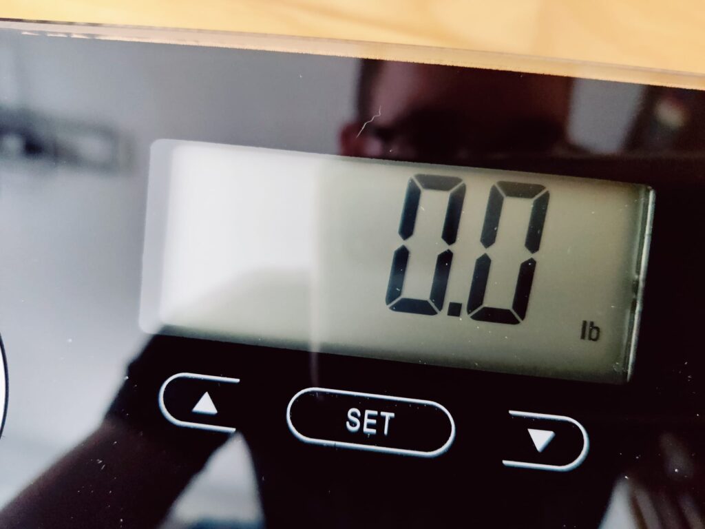 Grundig 18682 Körperfettwaage Anzeige in lb