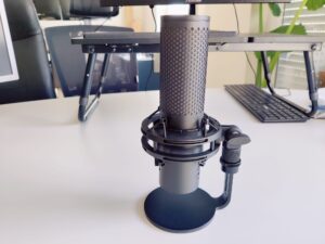 HyperX QuadCast 2 S Mikrofon von der Seite