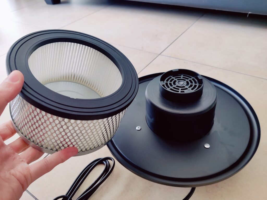 Cecotec Conga Ash 2000 Home Aschesauger Filter abgenommen