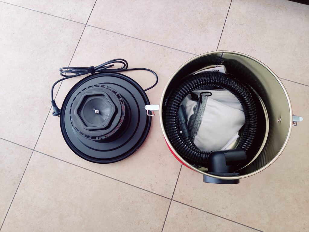 Einhell TC-AV 1830 D Aschesauger mit Zubehör