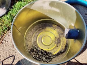 Cecotec Conga Ash 2000 Home Aschesauger Behälter nach Betrieb