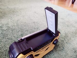 Prunus J-369 Kurbelradio Leselampe