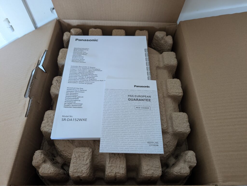 Panasonic SR-DA152WXE Reiskocher Verpackung geöffnet