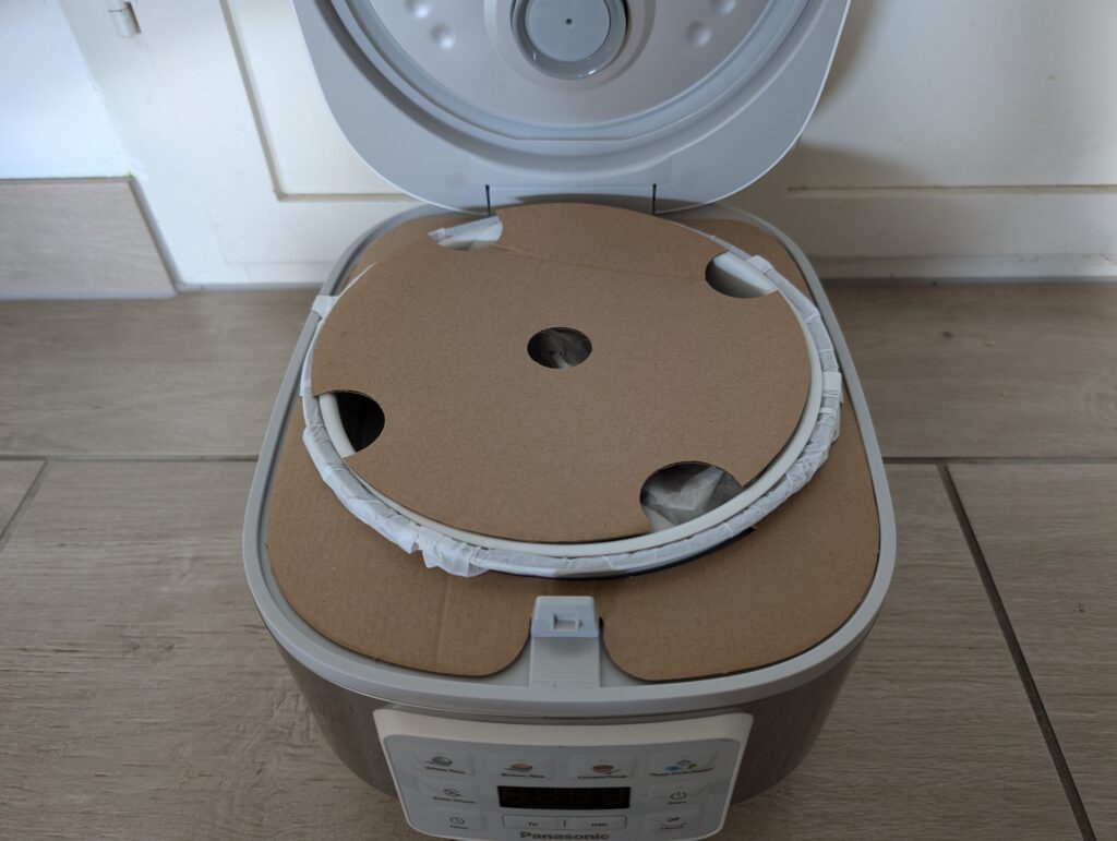 Panasonic SR-DA152WXE Reiskocher verpackt