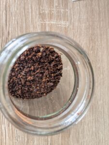 SILBERTHAL-Kaffeemühle grob gemahlen im Behälter