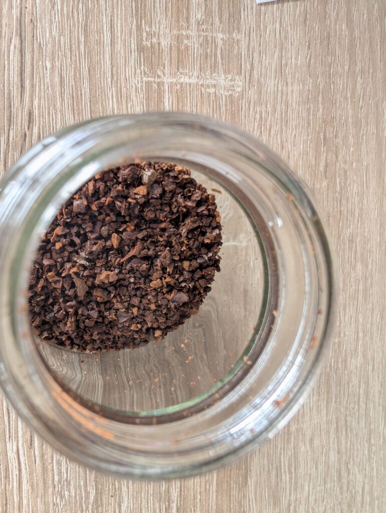 SILBERTHAL-Kaffeemühle grob gemahlen im Behälter