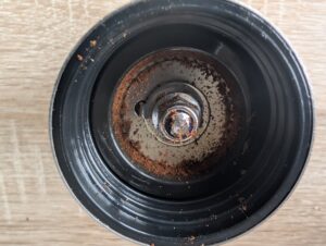 SILBERTHAL-Kaffeemühle nach dem Mahlen