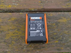 WORX WG633E Hydroshot Akku-Hochdruckreiniger Akku von unten