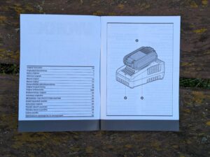 WORX WG633E Hydroshot Akku-Hochdruckreiniger Anleitung Ladegerät geöffnet