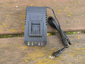 WORX WG633E Hydroshot Akku-Hochdruckreiniger Ladegerät