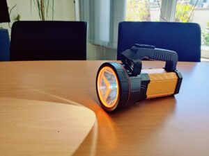 MAYTHANK F04 Taschenlampe Hauptlicht