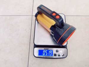 MAYTHANK F04 Taschenlampe Gewicht