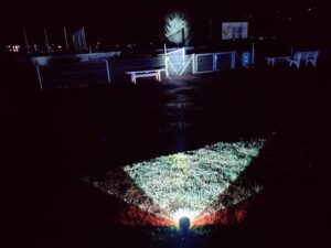 MAYTHANK F04 Taschenlampe Hauptlicht im Nacht-Test