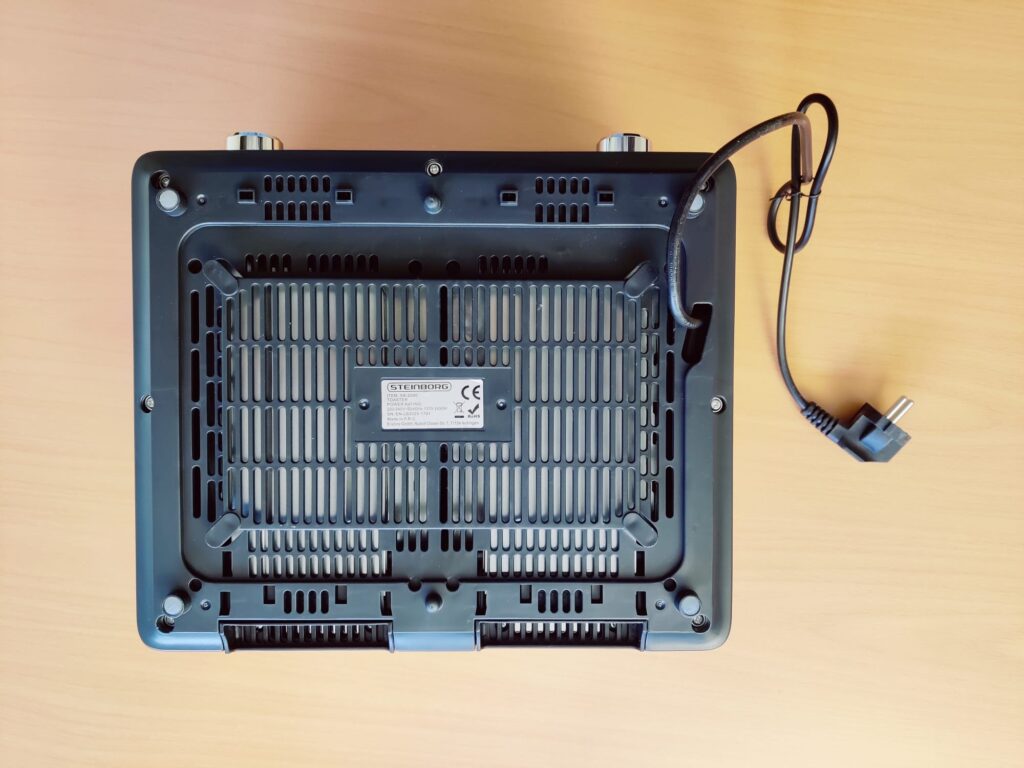 Steinborg SB-2080 Toaster Unterseite
