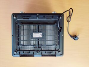 Steinborg SB-2080 Toaster Unterseite