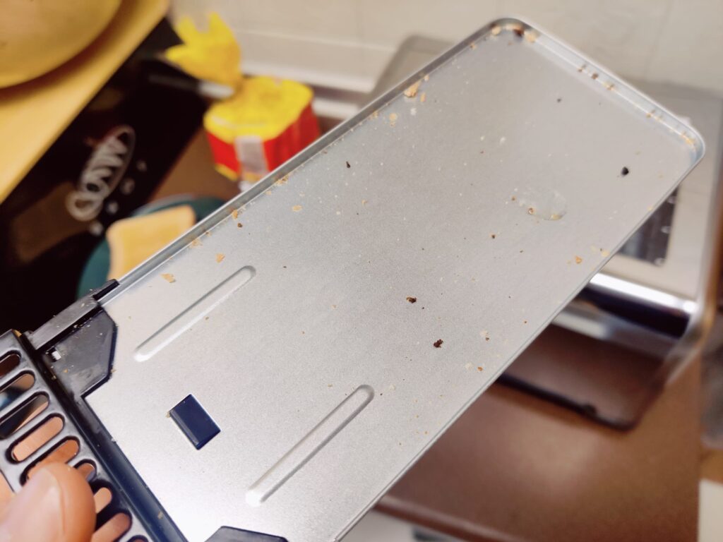 Steinborg SB-2080 Toaster Krümelschublade Reinigung